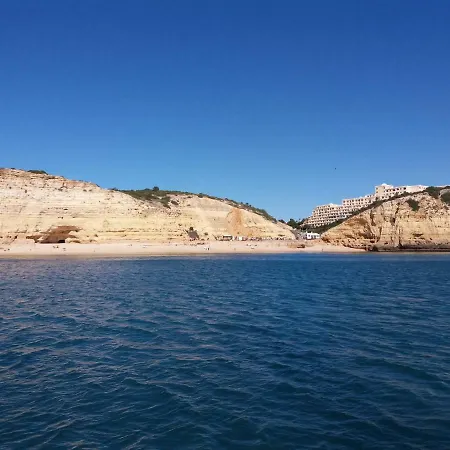 Sleepy Hollow 아파트